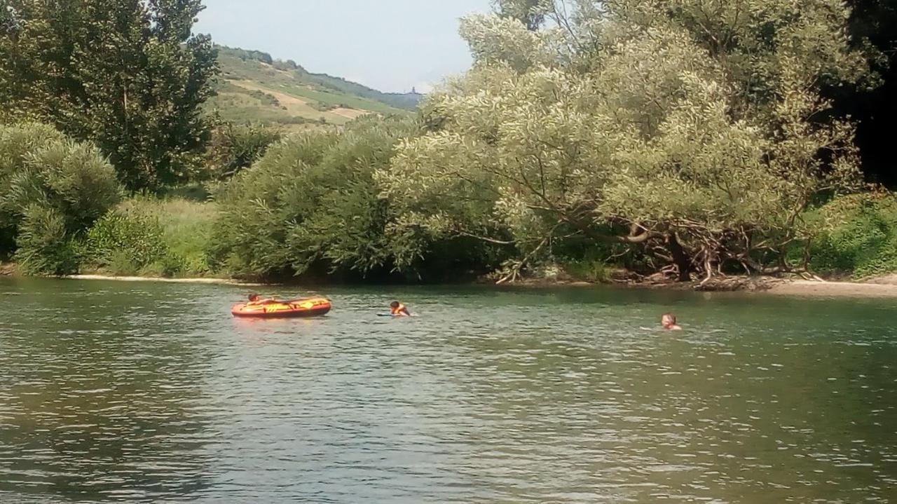 Gite De La Fontaine Paulhe Екстериор снимка